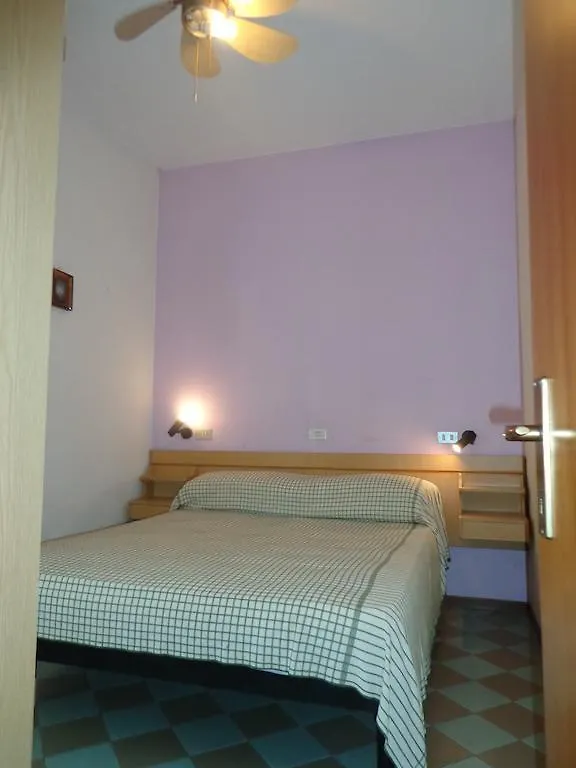 Villa Paolina Bellaria-Igea Marina 0*,  Italy