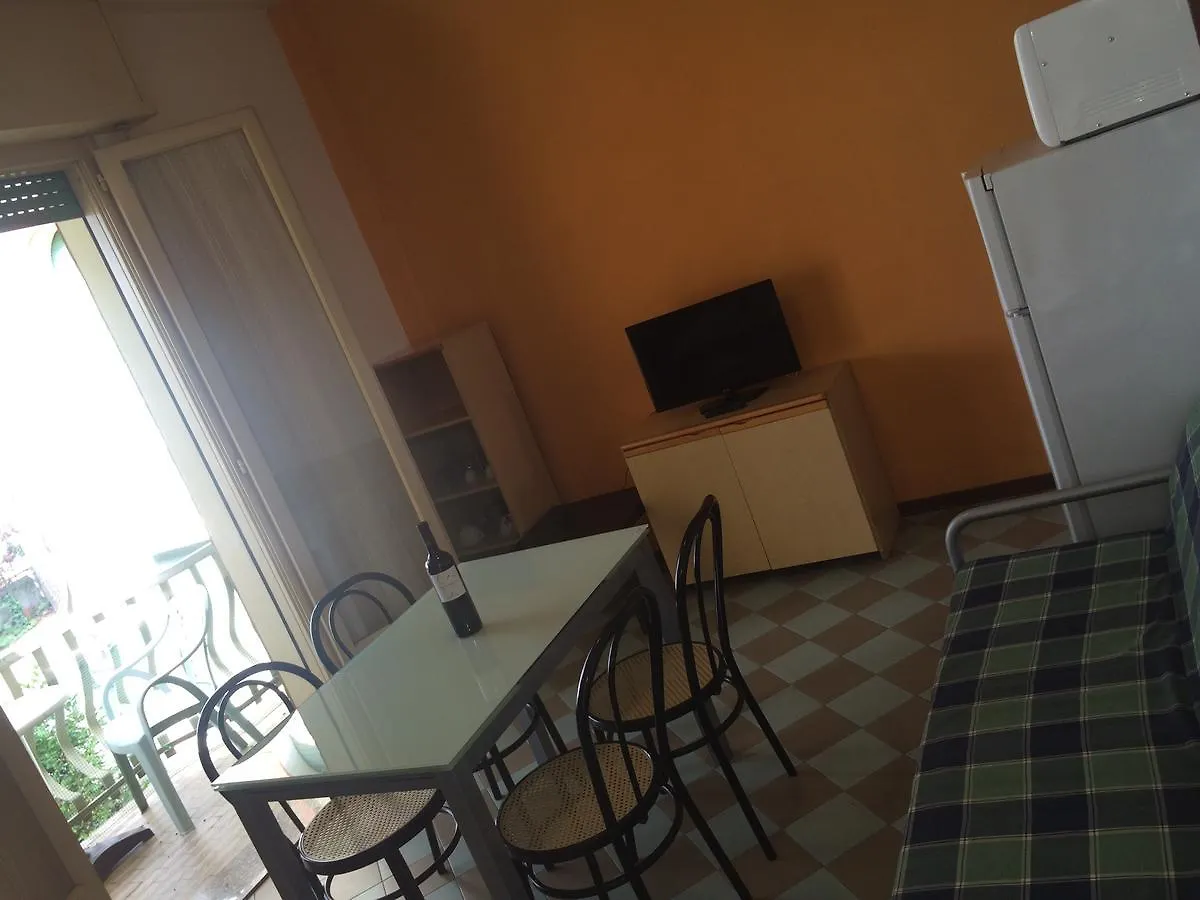 Villa Paolina Bellaria-Igea Marina 0*,  Italy